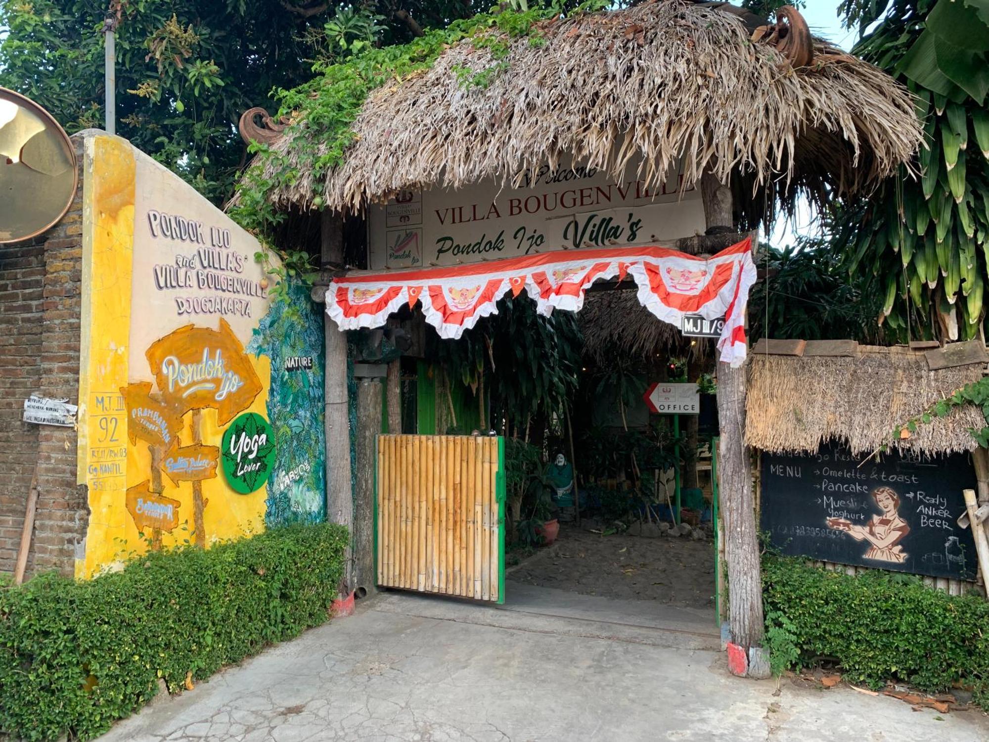 Yoga Lover Yogyakarta Exterior photo