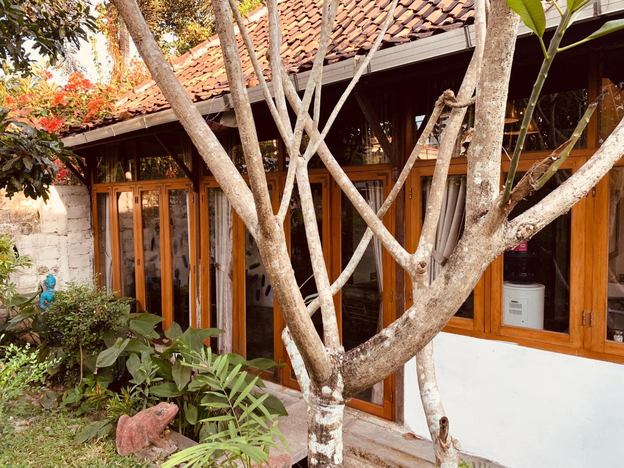 Yoga Lover Yogyakarta Exterior photo