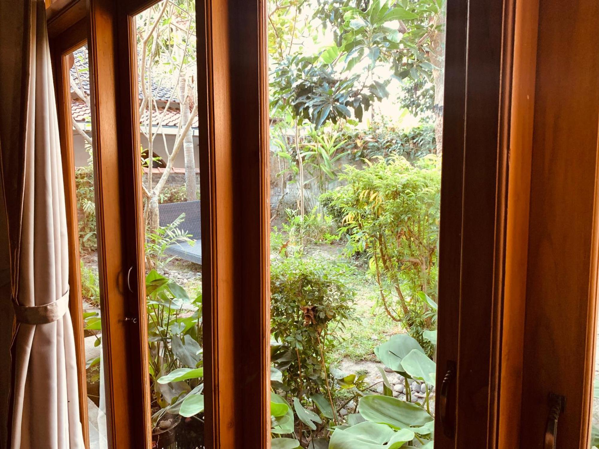 Yoga Lover Yogyakarta Exterior photo