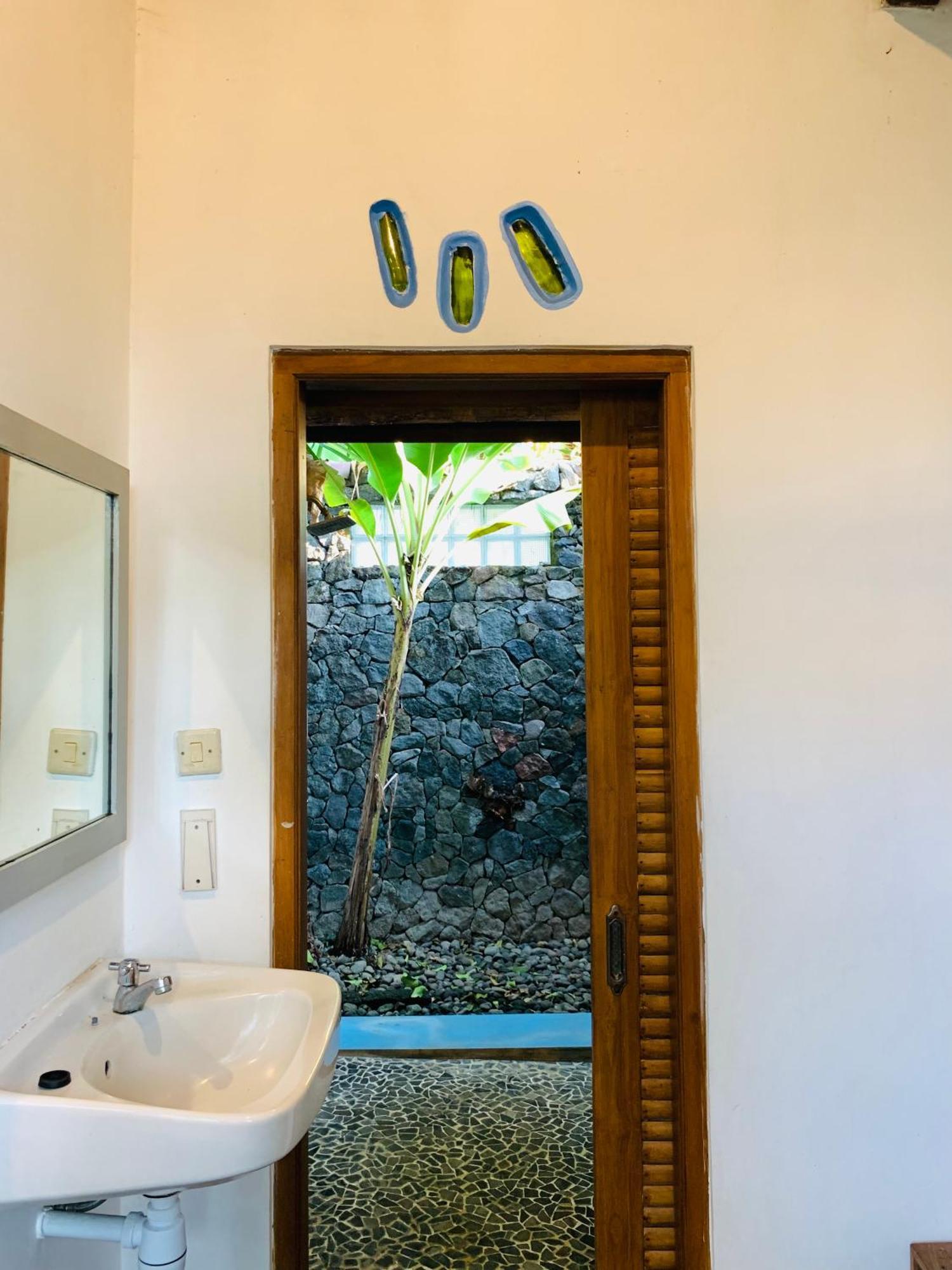 Yoga Lover Yogyakarta Exterior photo